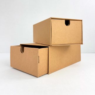 Cajón de cartón marrón